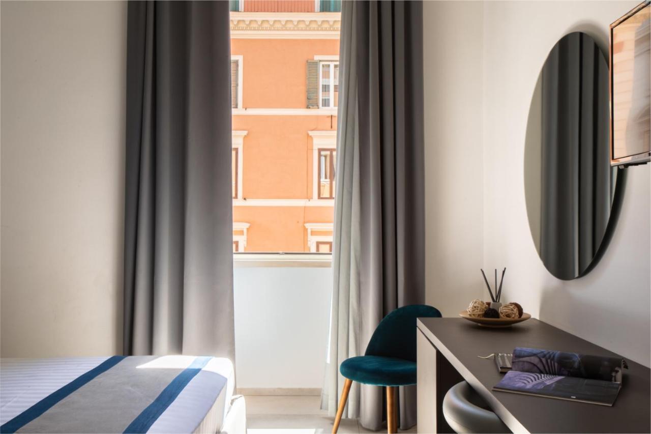 Bespoke Roma Suites Bagian luar foto