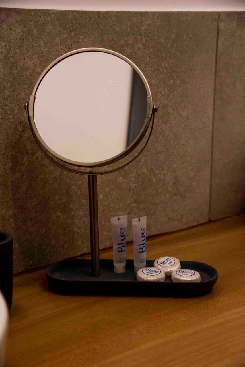 Bespoke Roma Suites Bagian luar foto