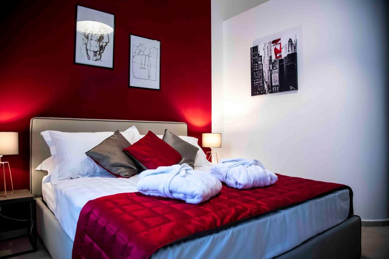 Bespoke Roma Suites Bagian luar foto