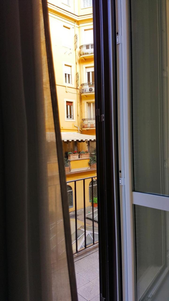 Bespoke Roma Suites Bagian luar foto