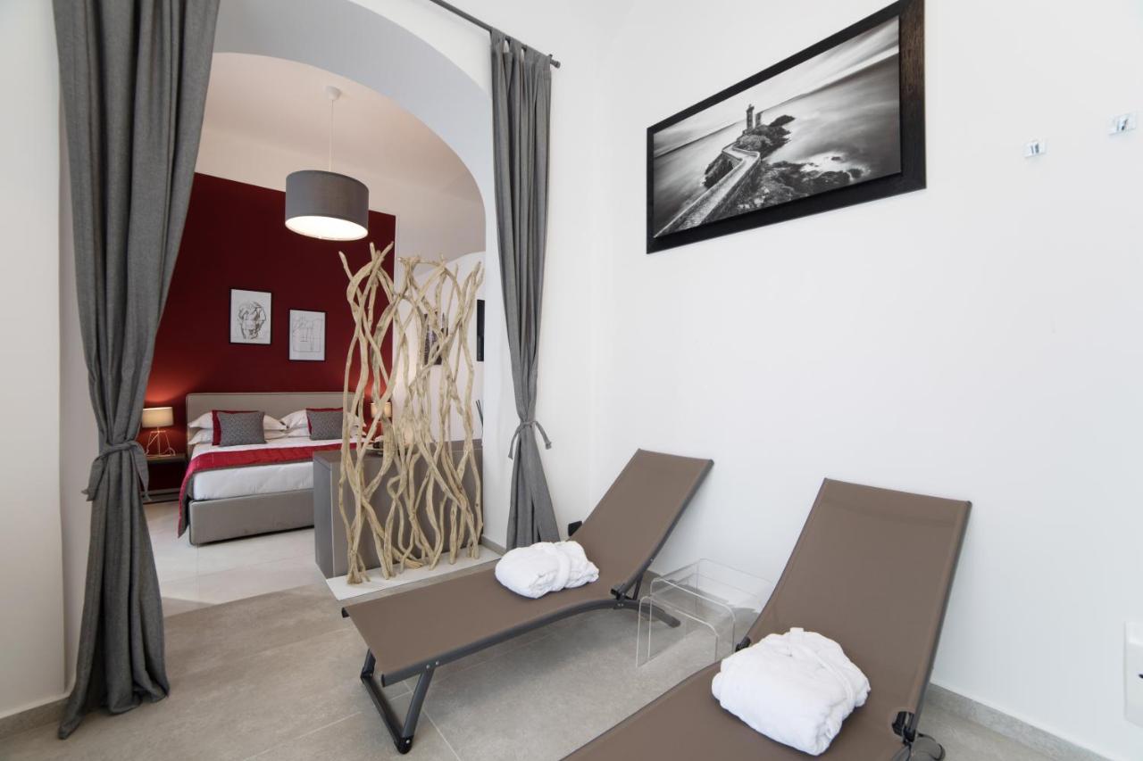 Bespoke Roma Suites Bagian luar foto